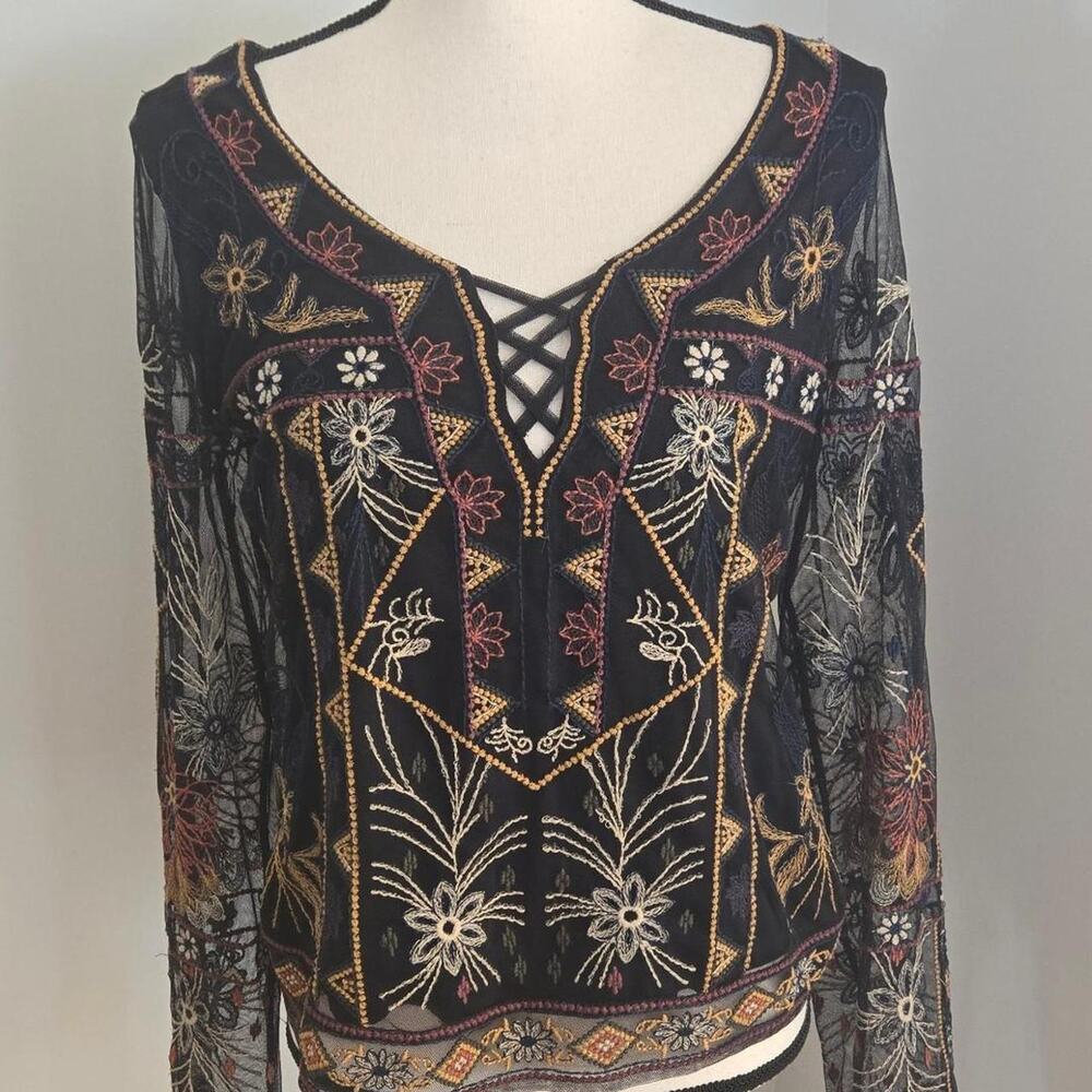 american eagle womens Black embroidered boho blouse gold, white, and red. M.